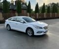 Белый Хендай Соната, объемом двигателя 2 л и пробегом 256 тыс. км за 9499 $, фото 1 на Automoto.ua