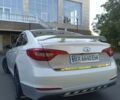 Белый Хендай Соната, объемом двигателя 2 л и пробегом 169 тыс. км за 12200 $, фото 6 на Automoto.ua