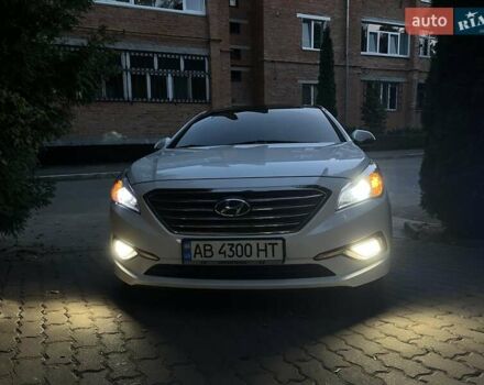 Белый Хендай Соната, объемом двигателя 2 л и пробегом 218 тыс. км за 13999 $, фото 29 на Automoto.ua