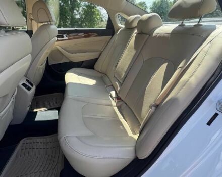 Хендай Соната 2015 в Львове на Automoto.ua Белый Хендай Соната, объемом двигателя 2.4 л и пробегом 75 тыс. км за 1800 $, фото 9 на Automoto.ua