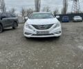 Білий Хендай Соната, об'ємом двигуна 2 л та пробігом 550 тис. км за 5900 $, фото 7 на Automoto.ua