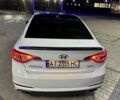 Белый Хендай Соната, объемом двигателя 2.4 л и пробегом 160 тыс. км за 11000 $, фото 7 на Automoto.ua