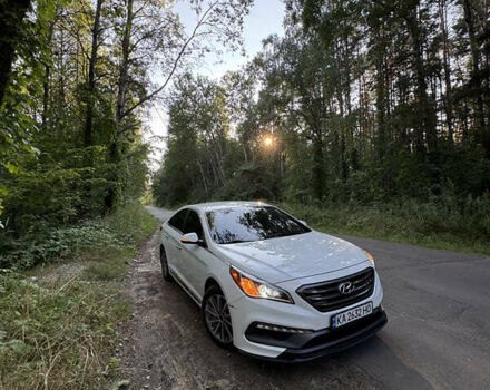 Білий Хендай Соната, об'ємом двигуна 2.36 л та пробігом 239 тис. км за 10600 $, фото 12 на Automoto.ua