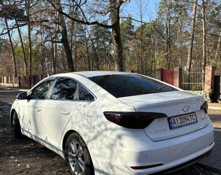 Білий Хендай Соната, об'ємом двигуна 2 л та пробігом 187 тис. км за 10200 $, фото 7 на Automoto.ua