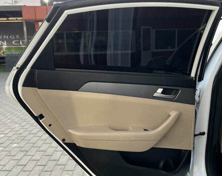 Белый Хендай Соната, объемом двигателя 2.36 л и пробегом 116 тыс. км за 12250 $, фото 19 на Automoto.ua