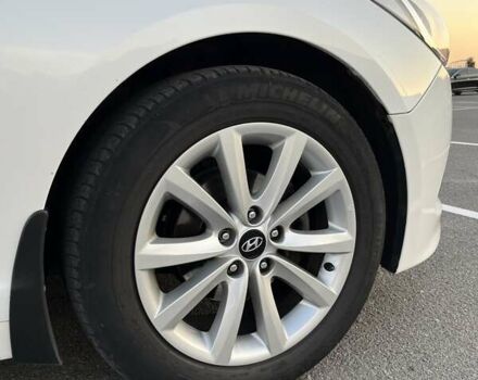 Белый Хендай Соната, объемом двигателя 2 л и пробегом 218 тыс. км за 13999 $, фото 13 на Automoto.ua