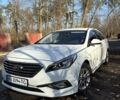 Білий Хендай Соната, об'ємом двигуна 2 л та пробігом 187 тис. км за 10200 $, фото 4 на Automoto.ua