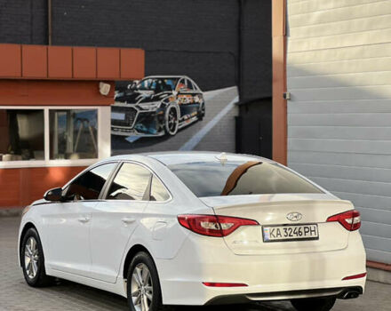 Белый Хендай Соната, объемом двигателя 2.36 л и пробегом 116 тыс. км за 12250 $, фото 5 на Automoto.ua