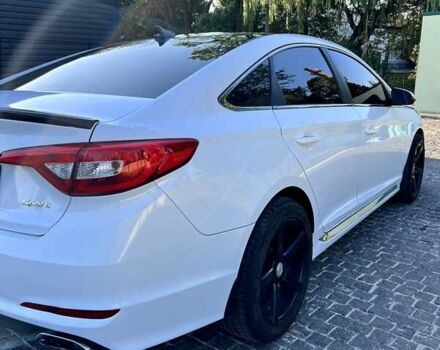 Белый Хендай Соната, объемом двигателя 2.4 л и пробегом 160 тыс. км за 11000 $, фото 14 на Automoto.ua