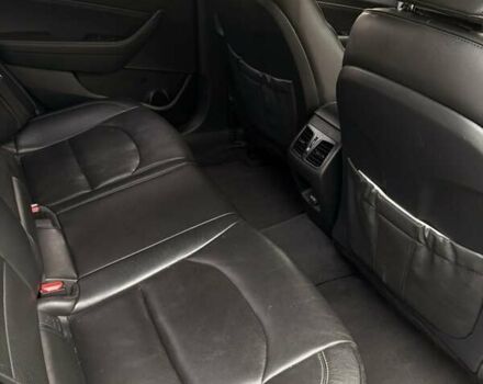 Білий Хендай Соната, об'ємом двигуна 2 л та пробігом 198 тис. км за 12799 $, фото 8 на Automoto.ua