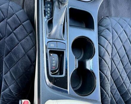 Белый Хендай Соната, объемом двигателя 2.4 л и пробегом 160 тыс. км за 11000 $, фото 21 на Automoto.ua