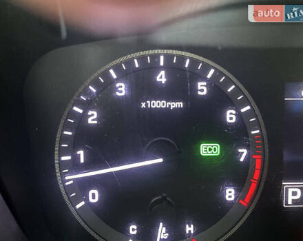 Хендай Соната 2015 в Киеве на Automoto.ua Белый Хендай Соната, объемом двигателя 2 л и пробегом 275 тыс. км за 15000 $, фото 15 на Automoto.ua