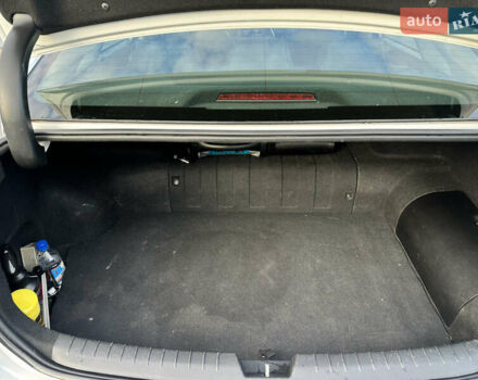 Белый Хендай Соната, объемом двигателя 2 л и пробегом 200 тыс. км за 12000 $, фото 10 на Automoto.ua