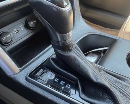 Хендай Соната 2015 в Львове на Automoto.ua Белый Хендай Соната, объемом двигателя 2.4 л и пробегом 75 тыс. км за 1800 $, фото 7 на Automoto.ua