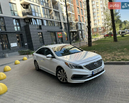 Белый Хендай Соната, объемом двигателя 2.36 л и пробегом 125 тыс. км за 11950 $, фото 24 на Automoto.ua