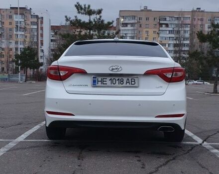 Білий Хендай Соната, об'ємом двигуна 2 л та пробігом 277 тис. км за 10000 $, фото 5 на Automoto.ua