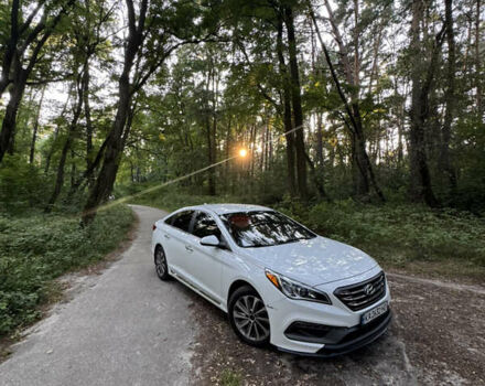 Білий Хендай Соната, об'ємом двигуна 2.36 л та пробігом 239 тис. км за 10600 $, фото 4 на Automoto.ua