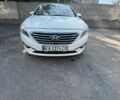 Белый Хендай Соната, объемом двигателя 2 л и пробегом 397 тыс. км за 8500 $, фото 1 на Automoto.ua