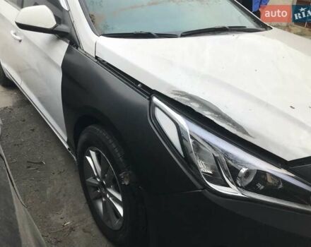 Білий Хендай Соната, об'ємом двигуна 2 л та пробігом 368 тис. км за 5777 $, фото 4 на Automoto.ua