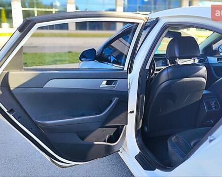 Хендай Соната 2016 в Днепре (Днепропетровске) на Automoto.ua Белый Хендай Соната, объемом двигателя 2 л и пробегом 412 тыс. км за 9999 $, фото 13 на Automoto.ua