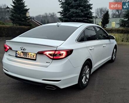 Белый Хендай Соната, объемом двигателя 2.4 л и пробегом 184 тыс. км за 10900 $, фото 8 на Automoto.ua