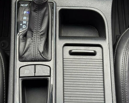 Белый Хендай Соната, объемом двигателя 2 л и пробегом 355 тыс. км за 9900 $, фото 16 на Automoto.ua