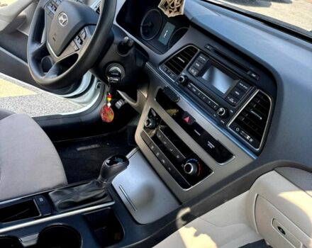 Хендай Соната 2016 в Черновцах на Automoto.ua Белый Хендай Соната, объемом двигателя 2.4 л и пробегом 189 тыс. км за 9500 $, фото 10 на Automoto.ua