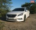 Білий Хендай Соната, об'ємом двигуна 2 л та пробігом 232 тис. км за 13600 $, фото 1 на Automoto.ua