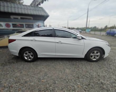 Хендай Соната 2016 в Киеве на Automoto.ua Белый Хендай Соната, объемом двигателя 2 л и пробегом 338 тыс. км за 7800 $, фото 3 на Automoto.ua