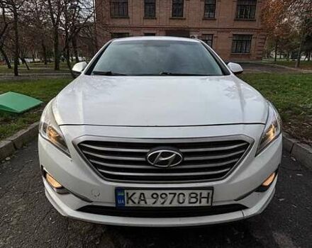 Білий Хендай Соната, об'ємом двигуна 2 л та пробігом 284 тис. км за 9299 $, фото 1 на Automoto.ua