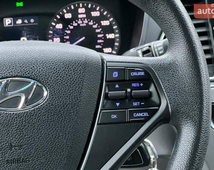 Белый Хендай Соната, объемом двигателя 2.36 л и пробегом 123 тыс. км за 9200 $, фото 12 на Automoto.ua