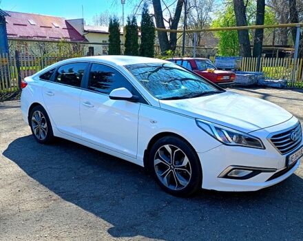 Белый Хендай Соната, объемом двигателя 2 л и пробегом 270 тыс. км за 12000 $, фото 3 на Automoto.ua