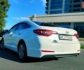 Хендай Соната 2016 в Днепре (Днепропетровске) на Automoto.ua Белый Хендай Соната, объемом двигателя 2 л и пробегом 412 тыс. км за 9999 $, фото 3 на Automoto.ua
