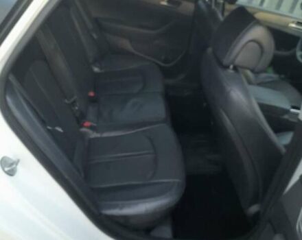 Білий Хендай Соната, об'ємом двигуна 2 л та пробігом 303 тис. км за 11500 $, фото 16 на Automoto.ua