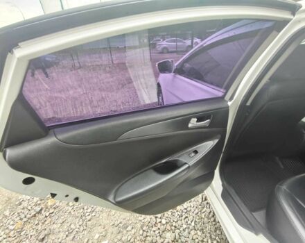 Хендай Соната 2016 в Киеве на Automoto.ua Белый Хендай Соната, объемом двигателя 2 л и пробегом 338 тыс. км за 7800 $, фото 13 на Automoto.ua