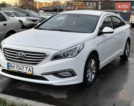 Білий Хендай Соната, об'ємом двигуна 2 л та пробігом 303 тис. км за 11500 $, фото 6 на Automoto.ua