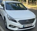 Білий Хендай Соната, об'ємом двигуна 2 л та пробігом 262 тис. км за 11500 $, фото 1 на Automoto.ua