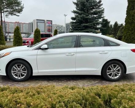 Белый Хендай Соната, объемом двигателя 2.4 л и пробегом 123 тыс. км за 9200 $, фото 3 на Automoto.ua