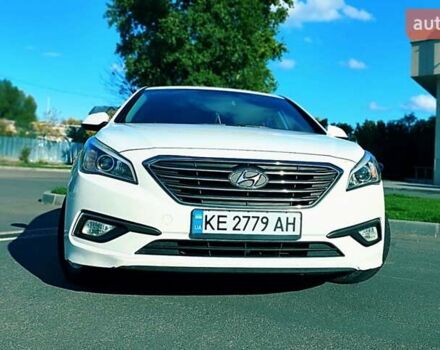 Хендай Соната 2016 в Днепре (Днепропетровске) на Automoto.ua Белый Хендай Соната, объемом двигателя 2 л и пробегом 412 тыс. км за 9999 $, фото 6 на Automoto.ua