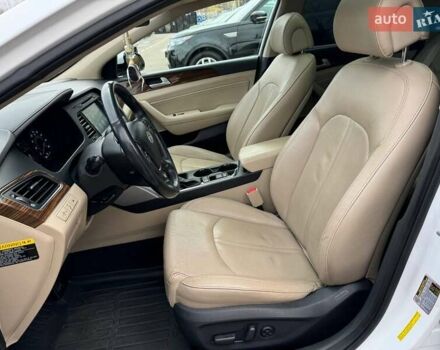 Белый Хендай Соната, объемом двигателя 2.36 л и пробегом 117 тыс. км за 12990 $, фото 7 на Automoto.ua