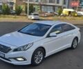 Белый Хендай Соната, объемом двигателя 1.69 л и пробегом 177 тыс. км за 12800 $, фото 3 на Automoto.ua