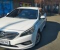 Белый Хендай Соната, объемом двигателя 2 л и пробегом 245 тыс. км за 8519 $, фото 1 на Automoto.ua