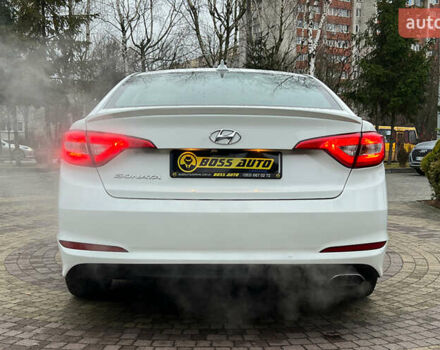 Белый Хендай Соната, объемом двигателя 2.36 л и пробегом 123 тыс. км за 9200 $, фото 5 на Automoto.ua