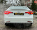 Белый Хендай Соната, объемом двигателя 2.36 л и пробегом 123 тыс. км за 9200 $, фото 5 на Automoto.ua