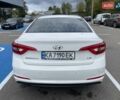 Білий Хендай Соната, об'ємом двигуна 2 л та пробігом 312 тис. км за 9300 $, фото 5 на Automoto.ua