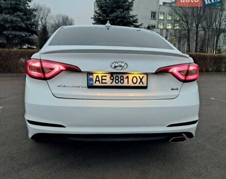 Белый Хендай Соната, объемом двигателя 2.4 л и пробегом 184 тыс. км за 10900 $, фото 7 на Automoto.ua