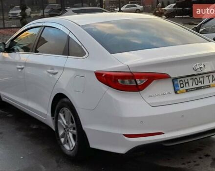 Білий Хендай Соната, об'ємом двигуна 2 л та пробігом 303 тис. км за 11500 $, фото 4 на Automoto.ua