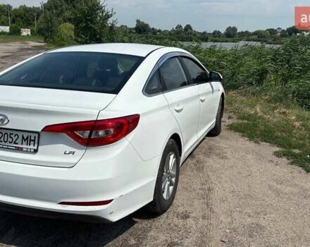 Білий Хендай Соната, об'ємом двигуна 2 л та пробігом 300 тис. км за 10500 $, фото 7 на Automoto.ua
