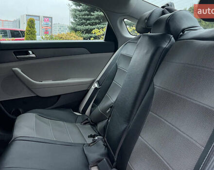 Белый Хендай Соната, объемом двигателя 2.36 л и пробегом 123 тыс. км за 9200 $, фото 21 на Automoto.ua