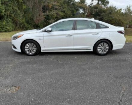 Білий Хендай Соната, об'ємом двигуна 2 л та пробігом 77 тис. км за 6800 $, фото 2 на Automoto.ua